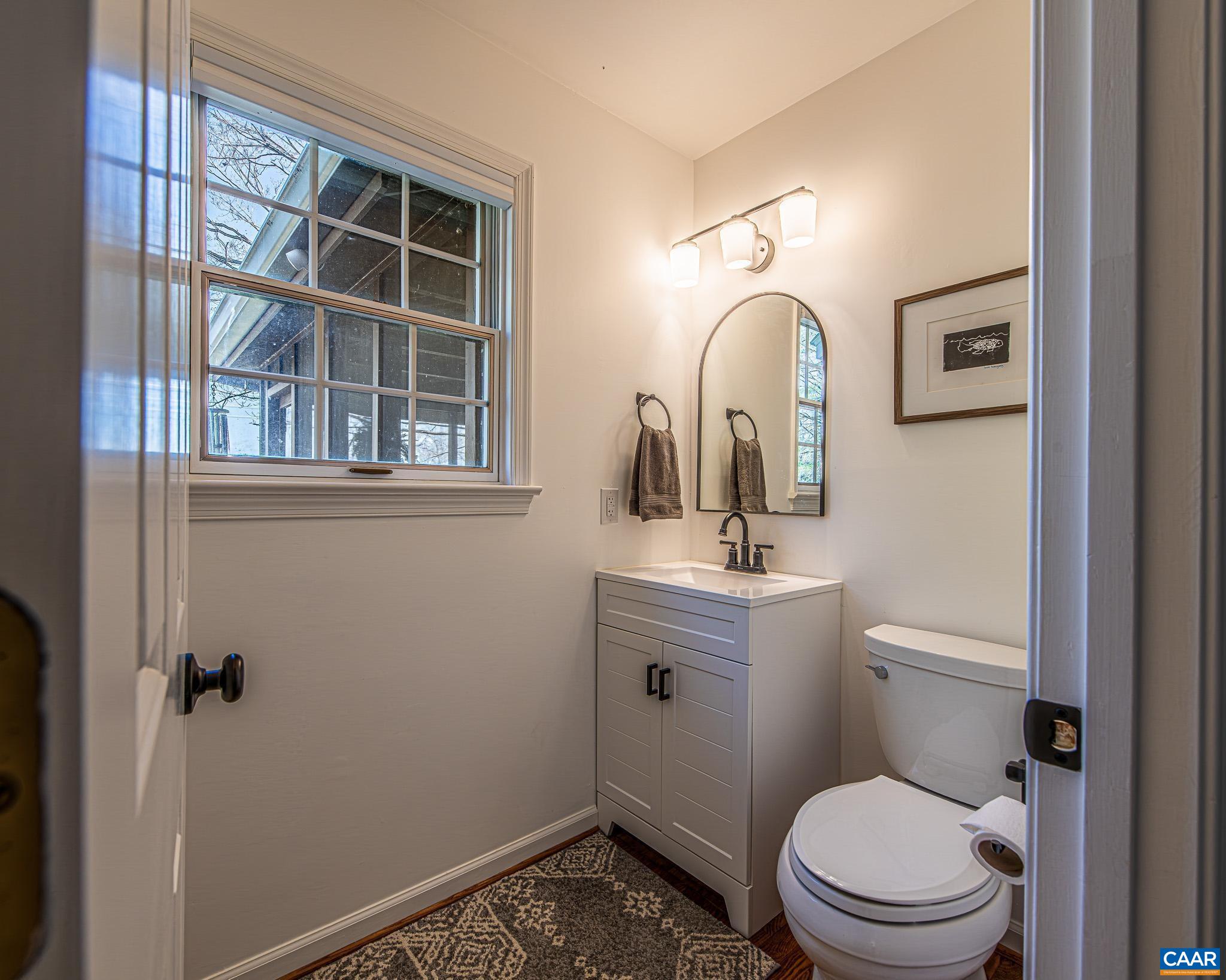 1732 HERMITAGE RD, WAYNESBORO, Virginia 22980, 4 Bedrooms Bedrooms, ,3 BathroomsBathrooms,Residential,14,1732 HERMITAGE RD,675316 MLS # 675316 1732 HERMITAGE RD, WAYNESBORO, Virginia 22980, 4 Bedrooms Bedrooms, ,3 BathroomsBathrooms,Residential,14,1732 HERMITAGE RD,675316 MLS # 675316