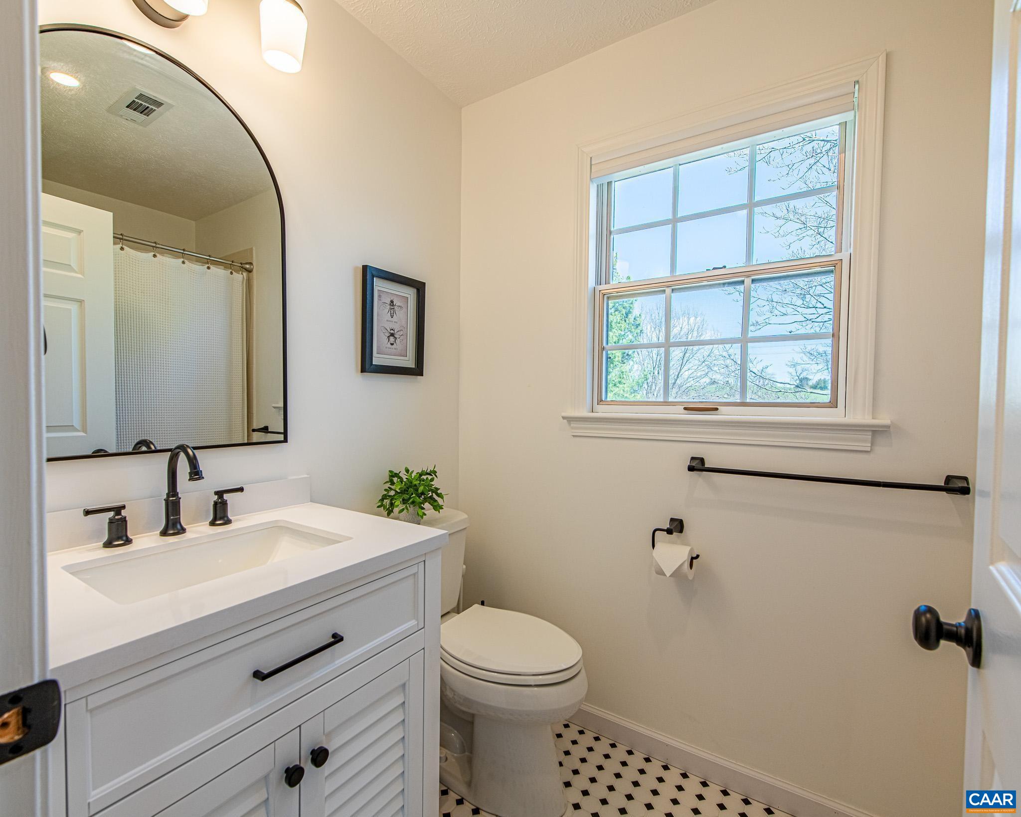 1732 HERMITAGE RD, WAYNESBORO, Virginia 22980, 4 Bedrooms Bedrooms, ,3 BathroomsBathrooms,Residential,14,1732 HERMITAGE RD,675316 MLS # 675316 1732 HERMITAGE RD, WAYNESBORO, Virginia 22980, 4 Bedrooms Bedrooms, ,3 BathroomsBathrooms,Residential,14,1732 HERMITAGE RD,675316 MLS # 675316