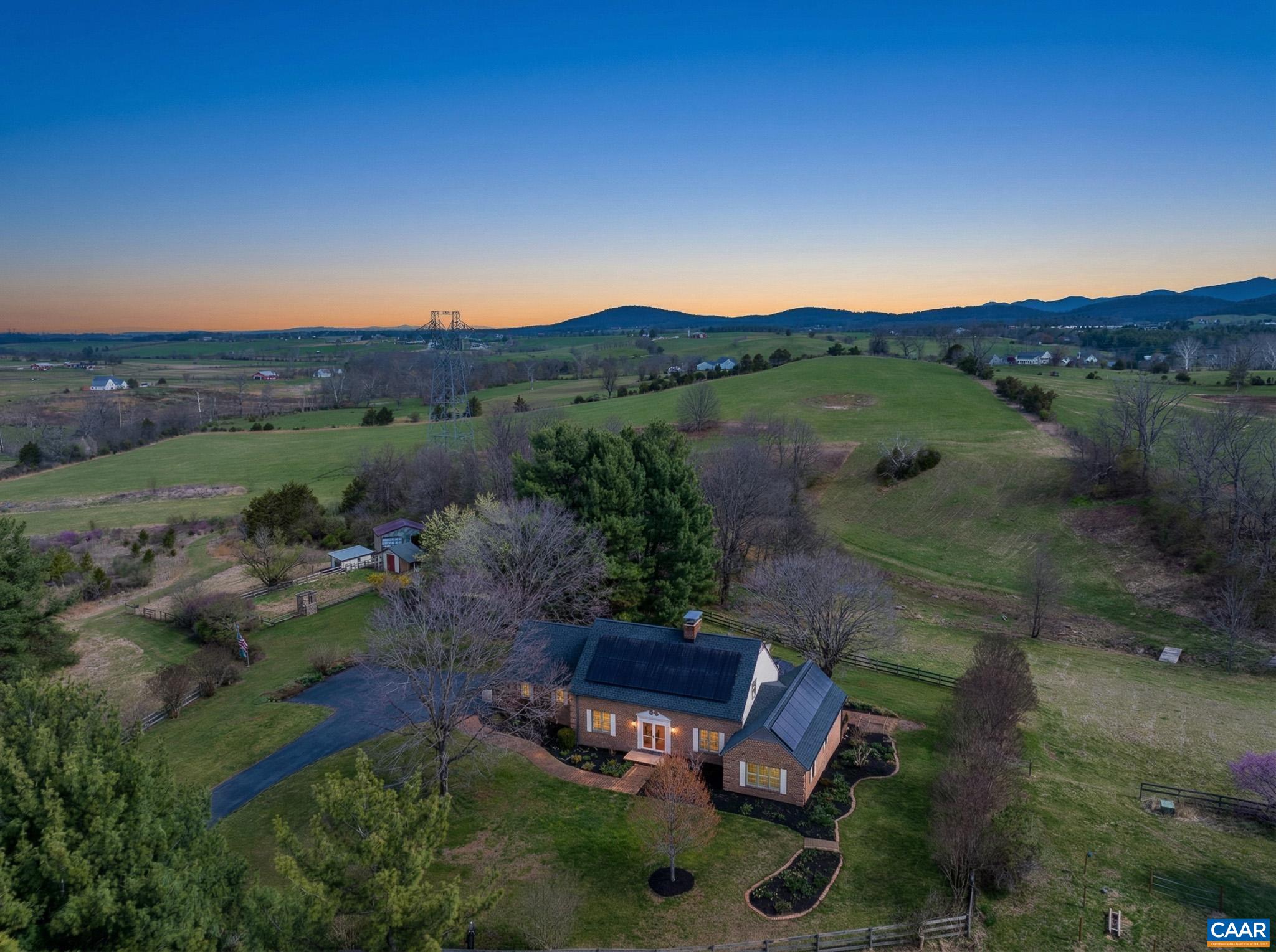 1732 HERMITAGE RD, WAYNESBORO, Virginia 22980, 4 Bedrooms Bedrooms, ,3 BathroomsBathrooms,Residential,14,1732 HERMITAGE RD,675316 MLS # 675316 1732 HERMITAGE RD, WAYNESBORO, Virginia 22980, 4 Bedrooms Bedrooms, ,3 BathroomsBathrooms,Residential,14,1732 HERMITAGE RD,675316 MLS # 675316