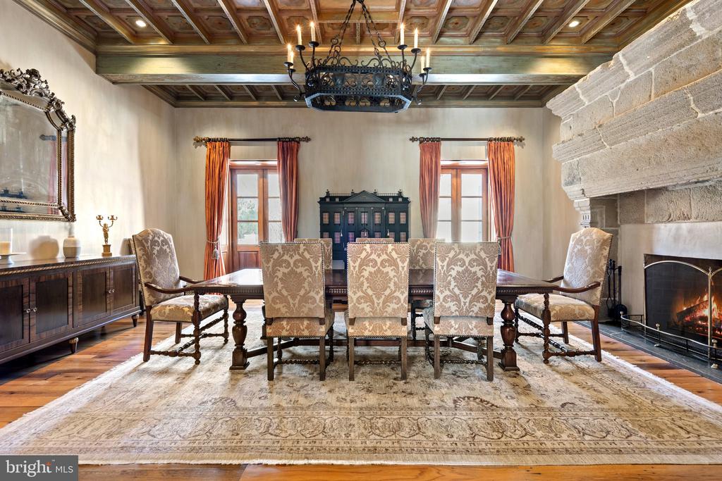 2547 HALFWAY RD, THE PLAINS, Virginia, 5 Bedrooms Bedrooms, ,5 BathroomsBathrooms,Residential,14,2547 HALFWAY RD,VAFQ2021476 MLS # VAFQ2021476