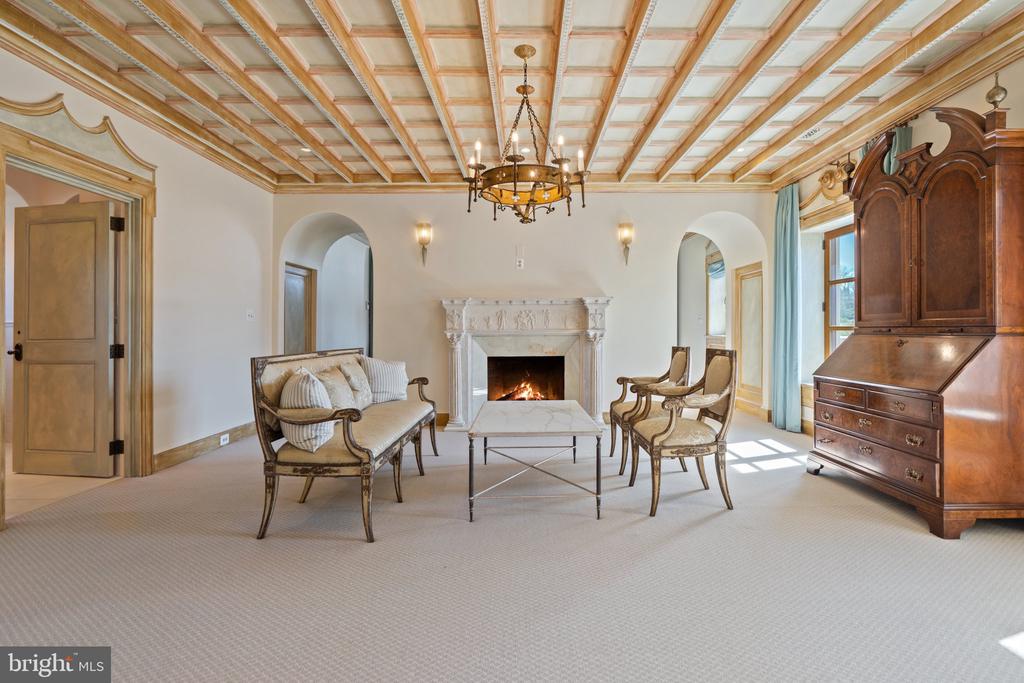 2547 HALFWAY RD, THE PLAINS, Virginia, 5 Bedrooms Bedrooms, ,5 BathroomsBathrooms,Residential,14,2547 HALFWAY RD,VAFQ2021476 MLS # VAFQ2021476