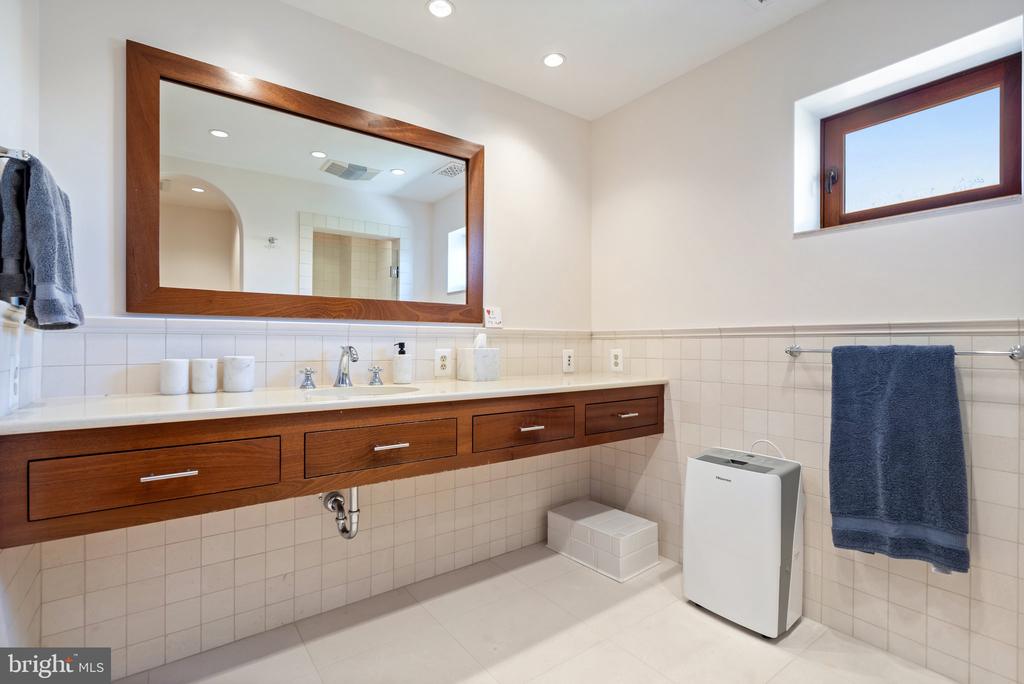 2547 HALFWAY RD, THE PLAINS, Virginia, 5 Bedrooms Bedrooms, ,5 BathroomsBathrooms,Residential,14,2547 HALFWAY RD,VAFQ2021476 MLS # VAFQ2021476