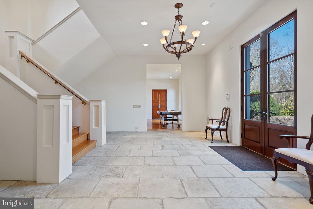 2547 HALFWAY RD, THE PLAINS, Virginia, 5 Bedrooms Bedrooms, ,5 BathroomsBathrooms,Residential,14,2547 HALFWAY RD,VAFQ2021476 MLS # VAFQ2021476