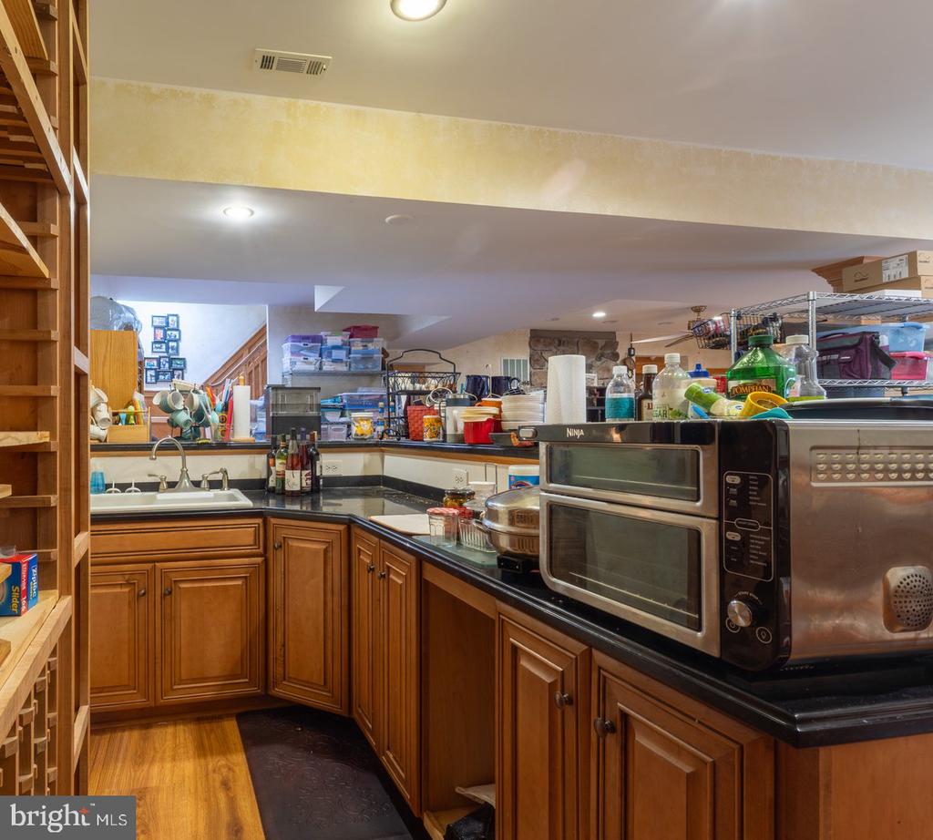 2113 COURTHOUSE RD, CATLETT, Virginia 20119, 4 Bedrooms Bedrooms, ,3 BathroomsBathrooms,Residential,14,2113 COURTHOUSE RD,VAFQ2021270 MLS # VAFQ2021270