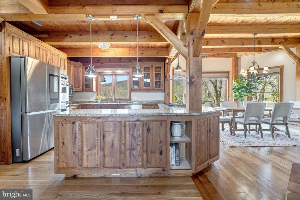 11597 LEEDS CHAPEL LN, MARKHAM, Virginia, 4 Bedrooms Bedrooms, ,2 BathroomsBathrooms,Residential,14,11597 LEEDS CHAPEL LN,VAFQ2020962 MLS # VAFQ2020962