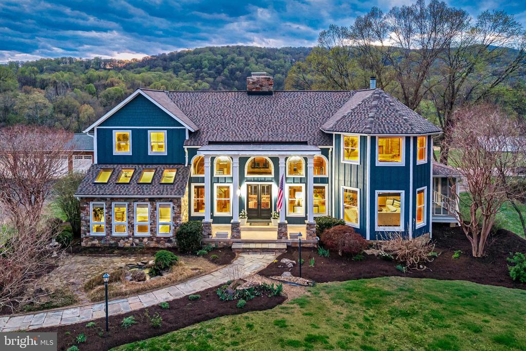 11597 LEEDS CHAPEL LN, MARKHAM, Virginia, 4 Bedrooms Bedrooms, ,2 BathroomsBathrooms,Residential,14,11597 LEEDS CHAPEL LN,VAFQ2020962 MLS # VAFQ2020962