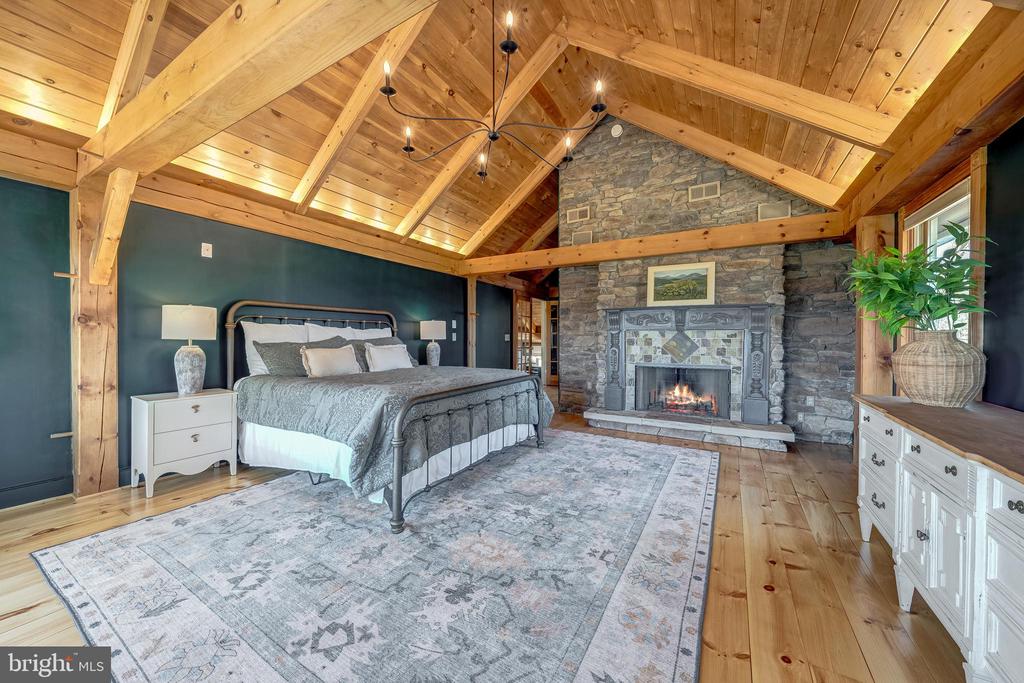 11597 LEEDS CHAPEL LN, MARKHAM, Virginia, 4 Bedrooms Bedrooms, ,2 BathroomsBathrooms,Residential,14,11597 LEEDS CHAPEL LN,VAFQ2020962 MLS # VAFQ2020962