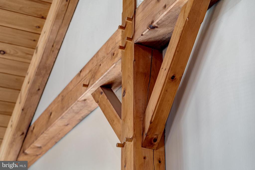 11597 LEEDS CHAPEL LN, MARKHAM, Virginia, 4 Bedrooms Bedrooms, ,2 BathroomsBathrooms,Residential,14,11597 LEEDS CHAPEL LN,VAFQ2020962 MLS # VAFQ2020962