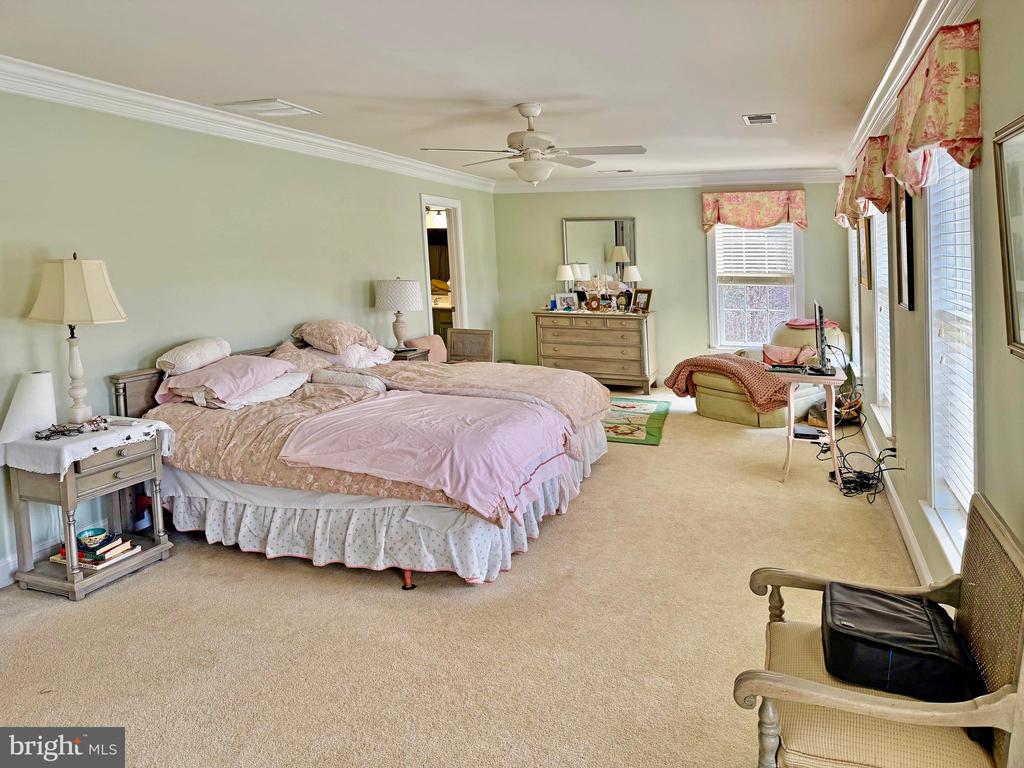 6277 GRIFFINSBURG RD, BOSTON, Virginia 22713, 4 Bedrooms Bedrooms, ,4 BathroomsBathrooms,Residential,14,6277 GRIFFINSBURG RD,VACU2013058 MLS # VACU2013058