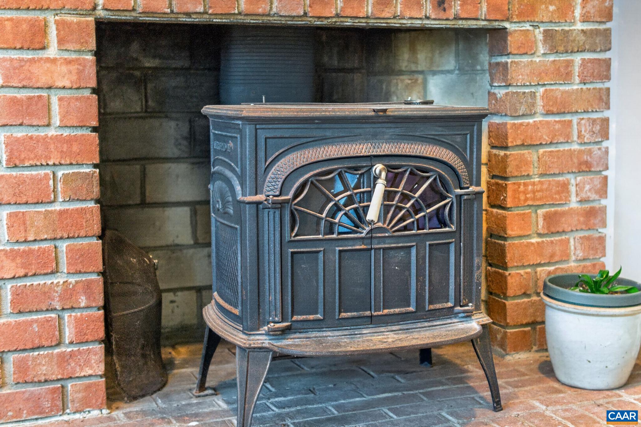 7087 DICK WOODS RD, AFTON, Virginia 22920, 5 Bedrooms Bedrooms, ,4 BathroomsBathrooms,Residential,14,7087 DICK WOODS RD,675673 MLS # 675673