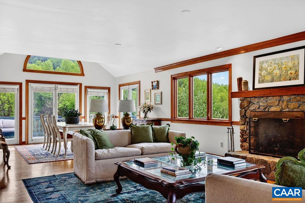 10808 PATRICK HENRY HWY, ROSELAND, Virginia 22967, 4 Bedrooms Bedrooms, ,4 BathroomsBathrooms,Residential,14,10808 PATRICK HENRY HWY,675821 MLS # 675821