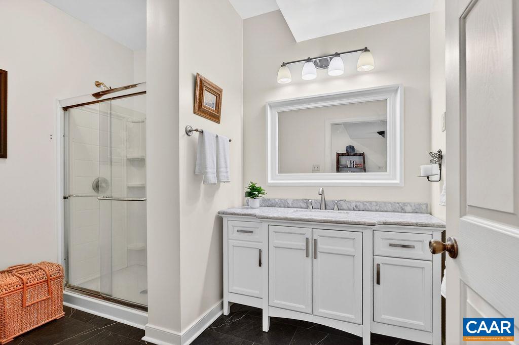 10808 PATRICK HENRY HWY, ROSELAND, Virginia 22967, 4 Bedrooms Bedrooms, ,4 BathroomsBathrooms,Residential,14,10808 PATRICK HENRY HWY,675821 MLS # 675821