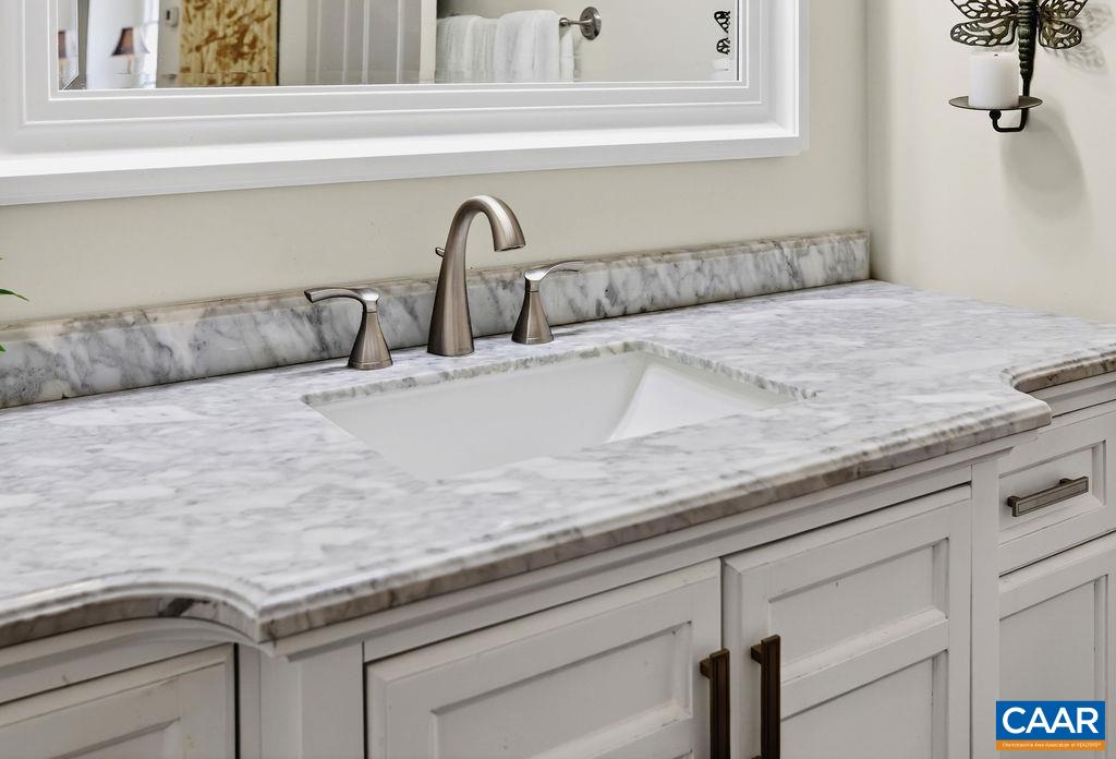 10808 PATRICK HENRY HWY, ROSELAND, Virginia 22967, 4 Bedrooms Bedrooms, ,4 BathroomsBathrooms,Residential,14,10808 PATRICK HENRY HWY,675821 MLS # 675821