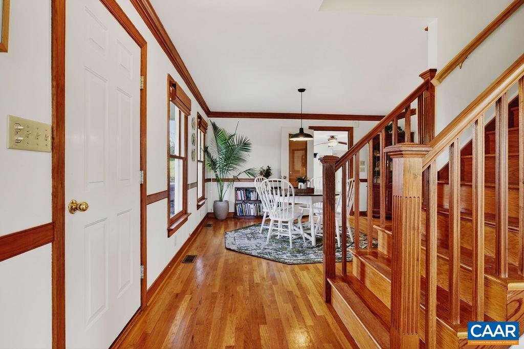 10808 PATRICK HENRY HWY, ROSELAND, Virginia 22967, 4 Bedrooms Bedrooms, ,4 BathroomsBathrooms,Residential,14,10808 PATRICK HENRY HWY,675821 MLS # 675821