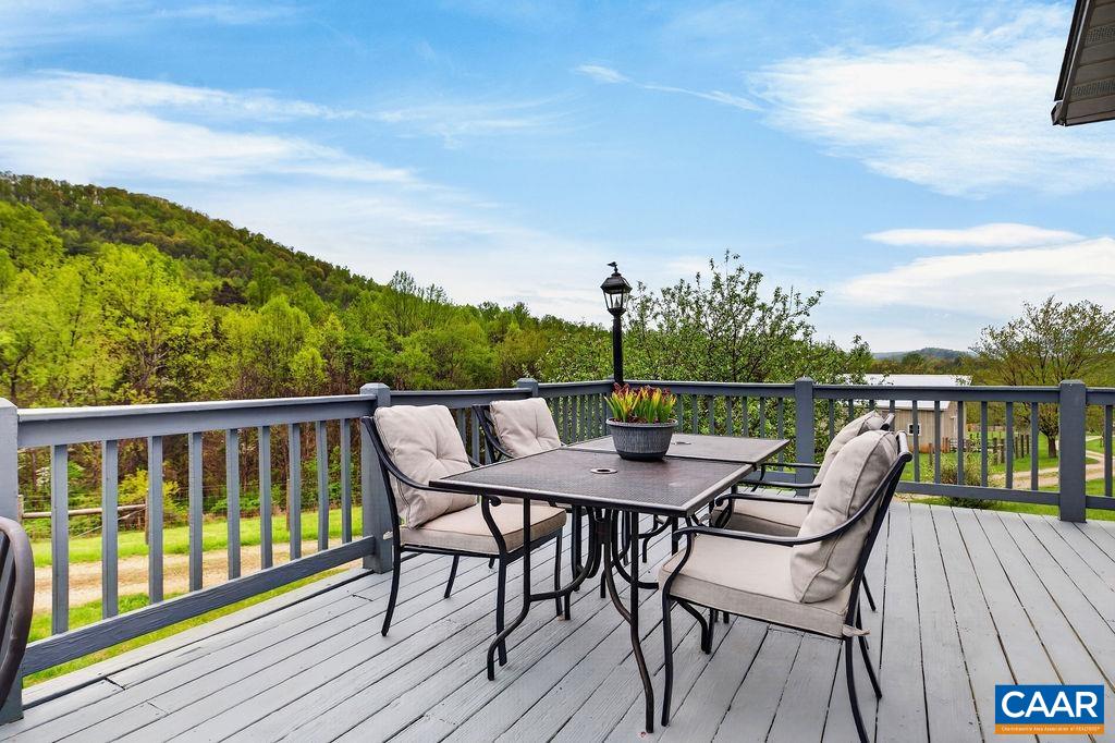 10808 PATRICK HENRY HWY, ROSELAND, Virginia 22967, 4 Bedrooms Bedrooms, ,4 BathroomsBathrooms,Residential,14,10808 PATRICK HENRY HWY,675821 MLS # 675821