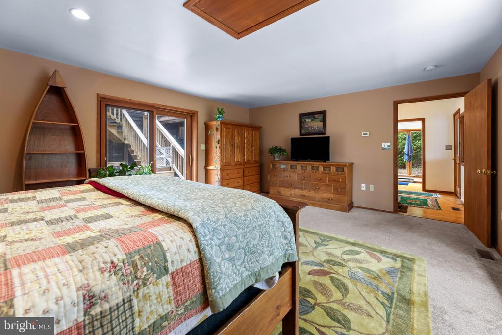 902 HARRIS HOLLOW RD, WASHINGTON, Virginia, 4 Bedrooms Bedrooms, ,4 BathroomsBathrooms,Residential,14,902 HARRIS HOLLOW RD,VARP2002516 MLS # VARP2002516