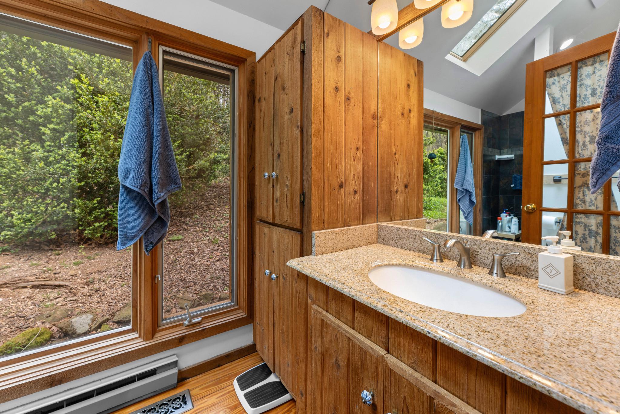 902 HARRIS HOLLOW RD, WASHINGTON, Virginia, 4 Bedrooms Bedrooms, ,4 BathroomsBathrooms,Residential,14,902 HARRIS HOLLOW RD,VARP2002516 MLS # VARP2002516