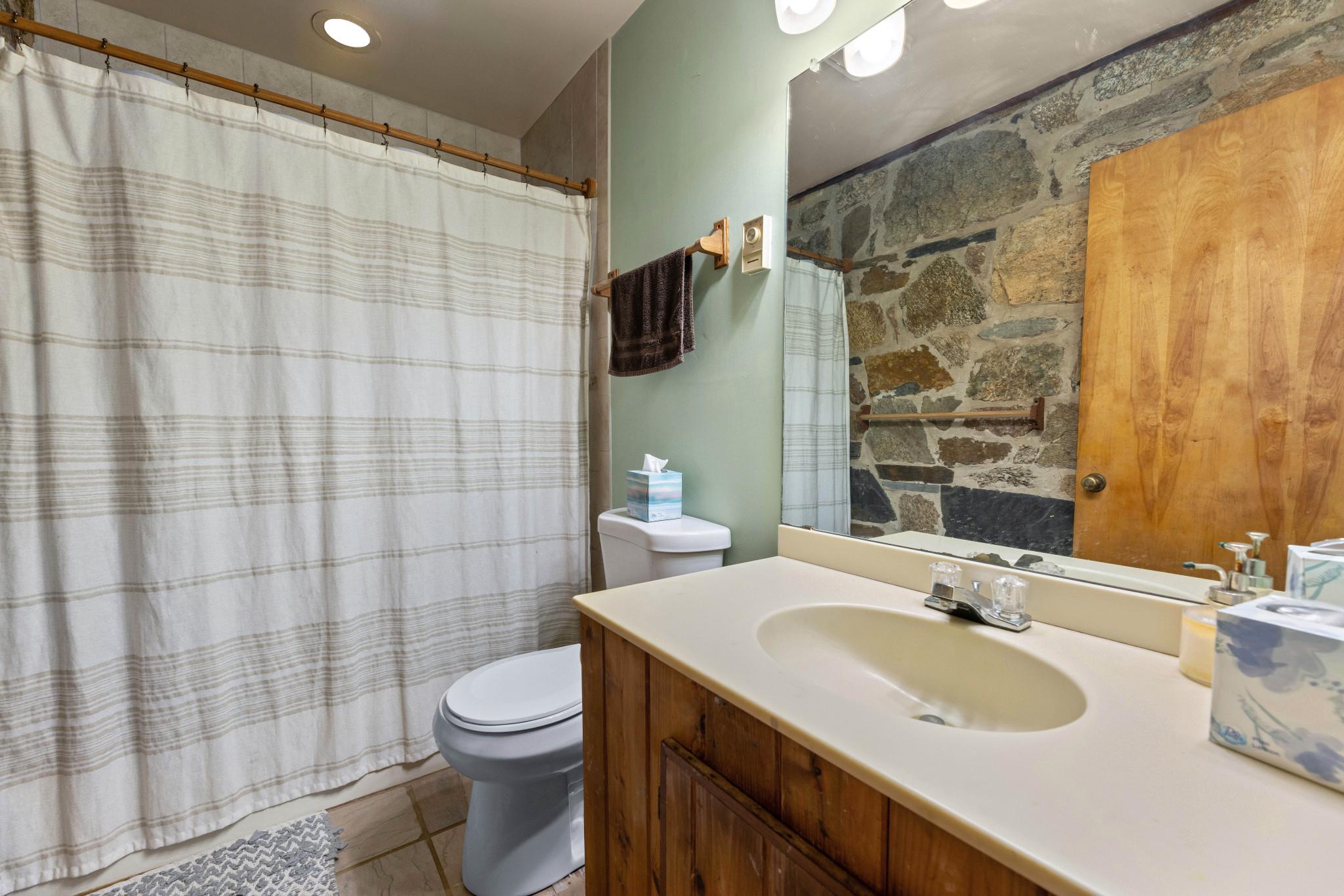 902 HARRIS HOLLOW RD, WASHINGTON, Virginia, 4 Bedrooms Bedrooms, ,4 BathroomsBathrooms,Residential,14,902 HARRIS HOLLOW RD,VARP2002516 MLS # VARP2002516