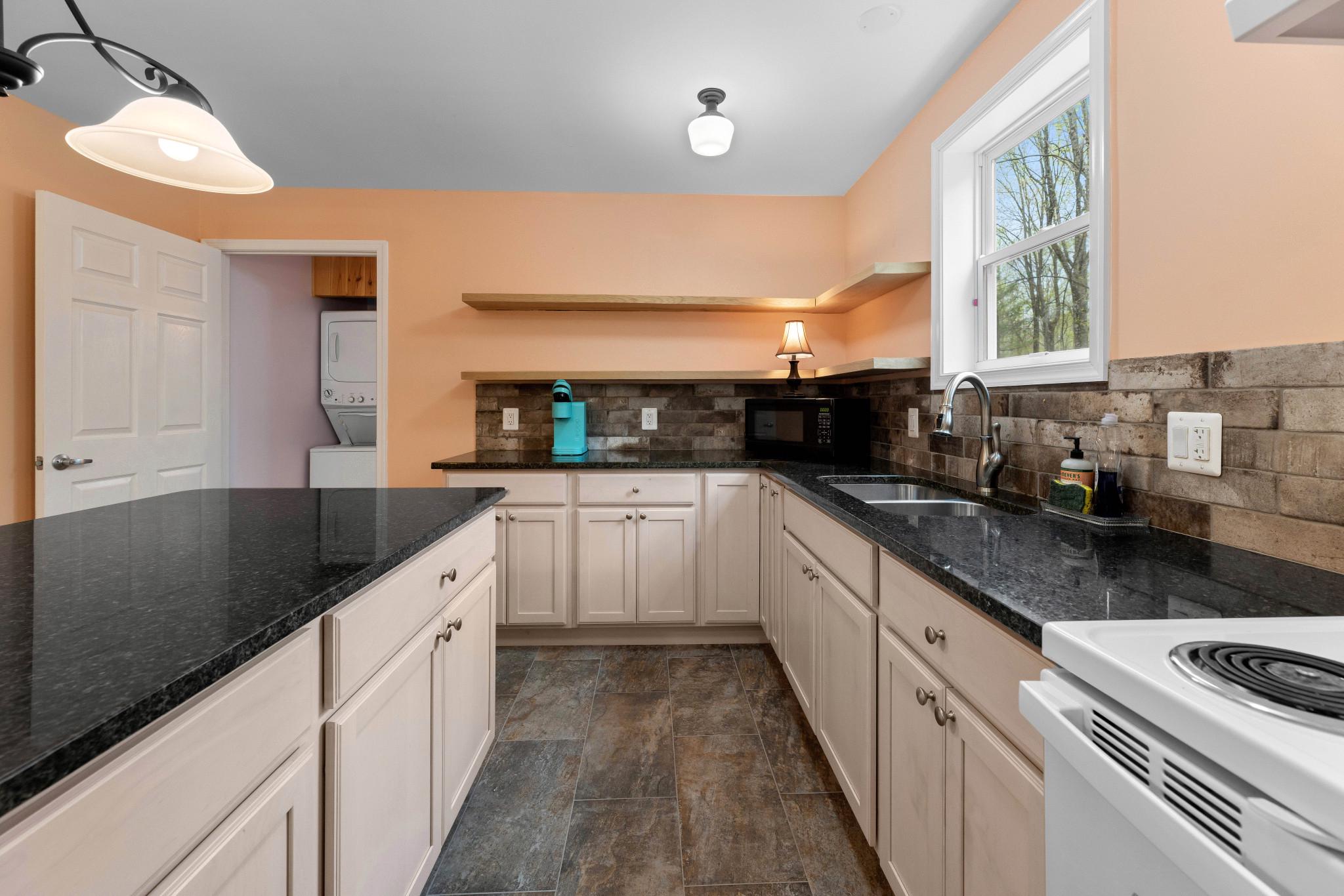 902 HARRIS HOLLOW RD, WASHINGTON, Virginia, 4 Bedrooms Bedrooms, ,4 BathroomsBathrooms,Residential,14,902 HARRIS HOLLOW RD,VARP2002516 MLS # VARP2002516