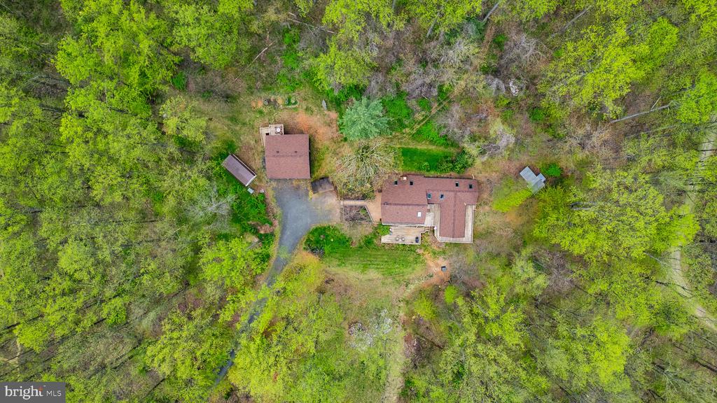 902 HARRIS HOLLOW RD, WASHINGTON, Virginia, 4 Bedrooms Bedrooms, ,4 BathroomsBathrooms,Residential,14,902 HARRIS HOLLOW RD,VARP2002516 MLS # VARP2002516