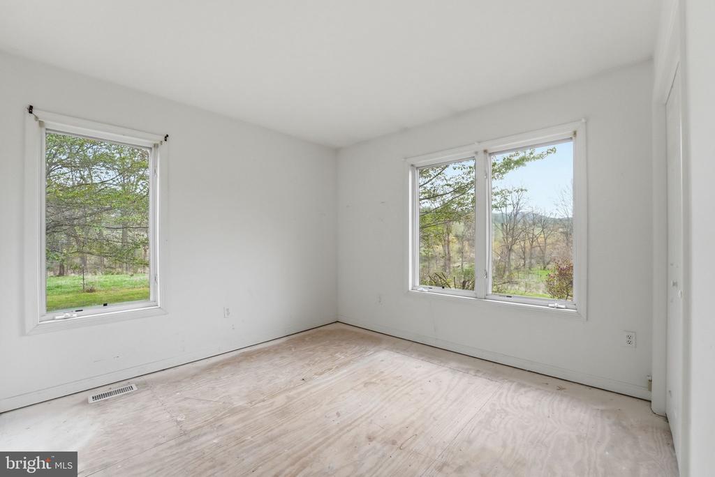 1901 MISTY MEADOWS LN, MARKHAM, Virginia, 2 Bedrooms Bedrooms, ,2 BathroomsBathrooms,Residential,14,1901 MISTY MEADOWS LN,VAFQ2021462 MLS # VAFQ2021462