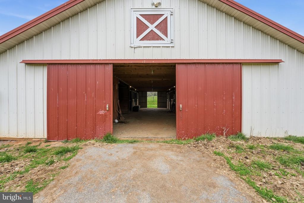 1901 MISTY MEADOWS LN, MARKHAM, Virginia, 2 Bedrooms Bedrooms, ,2 BathroomsBathrooms,Residential,14,1901 MISTY MEADOWS LN,VAFQ2021462 MLS # VAFQ2021462