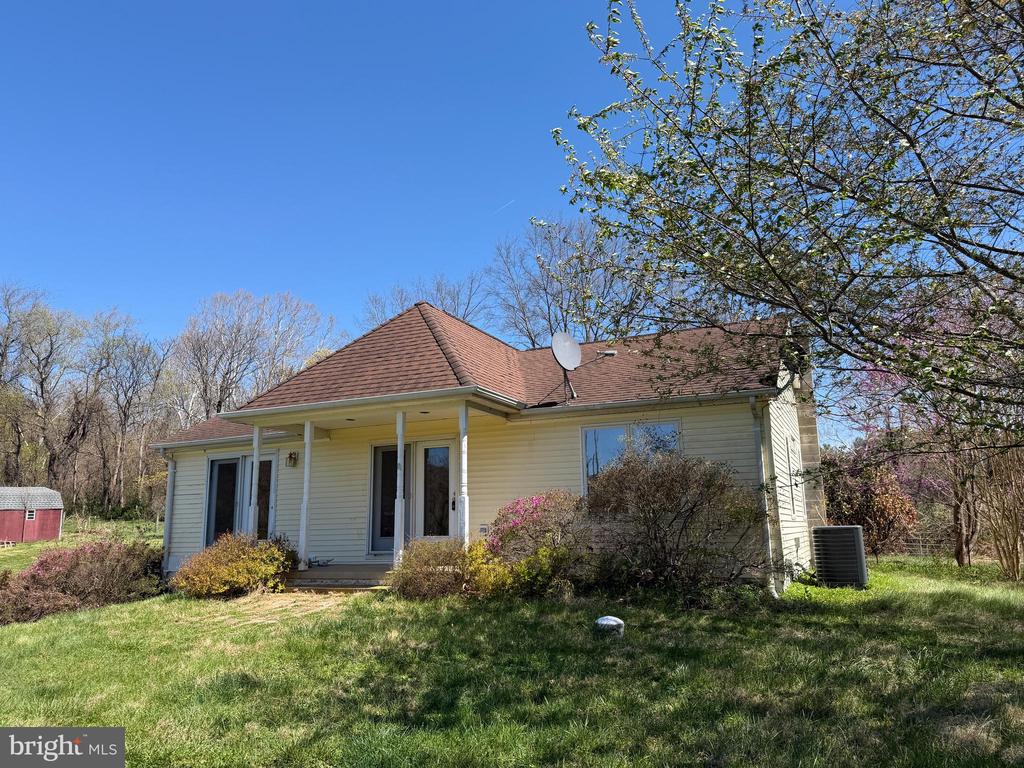 1901 MISTY MEADOWS LN, MARKHAM, Virginia, 2 Bedrooms Bedrooms, ,2 BathroomsBathrooms,Residential,14,1901 MISTY MEADOWS LN,VAFQ2021462 MLS # VAFQ2021462