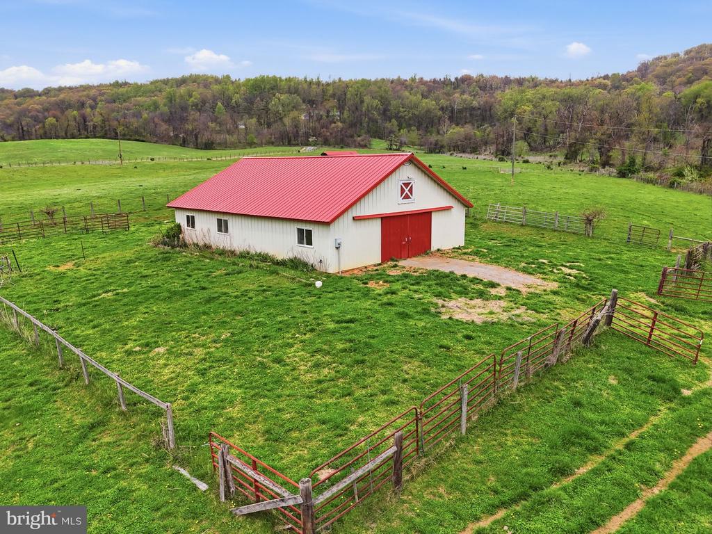 1901 MISTY MEADOWS LN, MARKHAM, Virginia, 2 Bedrooms Bedrooms, ,2 BathroomsBathrooms,Residential,14,1901 MISTY MEADOWS LN,VAFQ2021462 MLS # VAFQ2021462