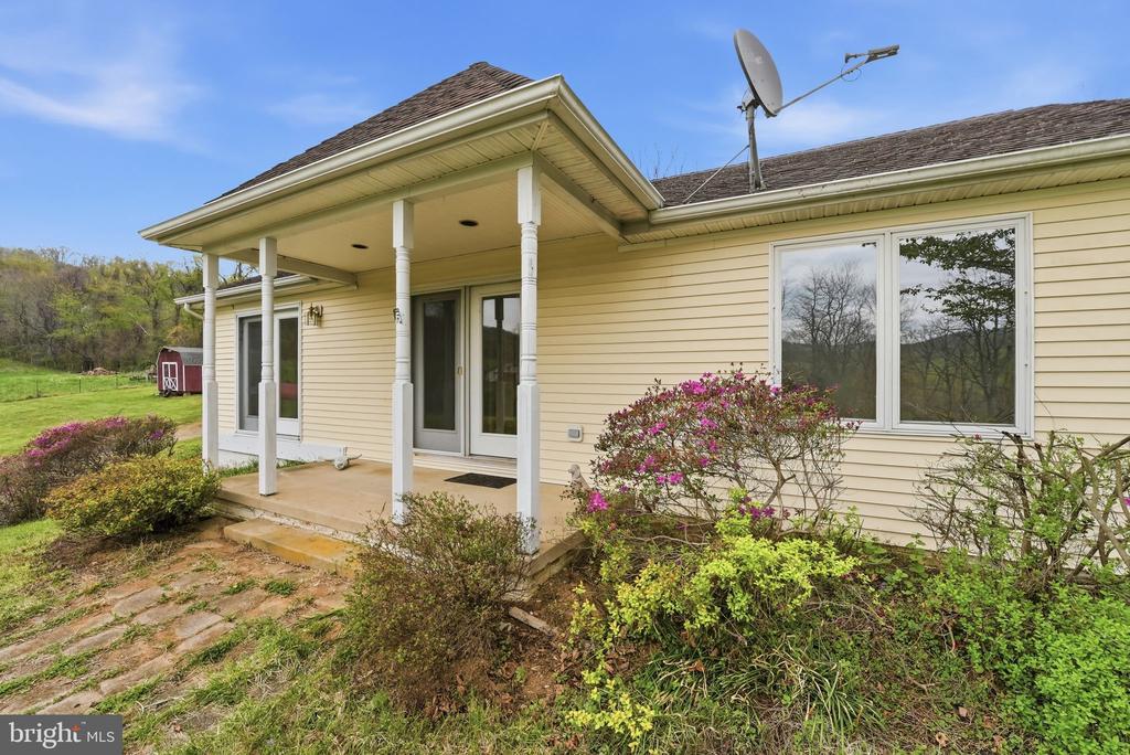 1901 MISTY MEADOWS LN, MARKHAM, Virginia, 2 Bedrooms Bedrooms, ,2 BathroomsBathrooms,Residential,14,1901 MISTY MEADOWS LN,VAFQ2021462 MLS # VAFQ2021462