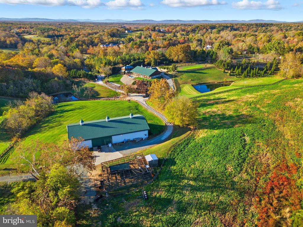 240 STONELEIGH RD, PALMYRA, Virginia 22963, 7 Bedrooms Bedrooms, ,5 BathroomsBathrooms,Residential,14,240 STONELEIGH RD,VAFN2000664 MLS # VAFN2000664