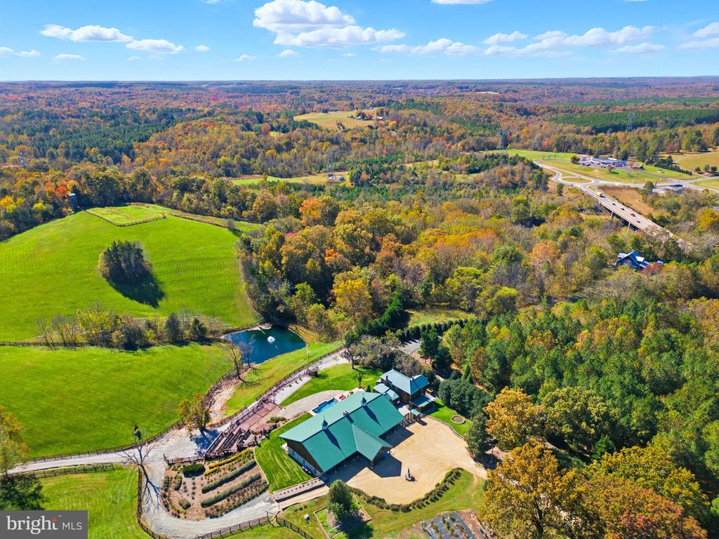 240 STONELEIGH RD, PALMYRA, Virginia 22963, 7 Bedrooms Bedrooms, ,5 BathroomsBathrooms,Residential,14,240 STONELEIGH RD,VAFN2000664 MLS # VAFN2000664