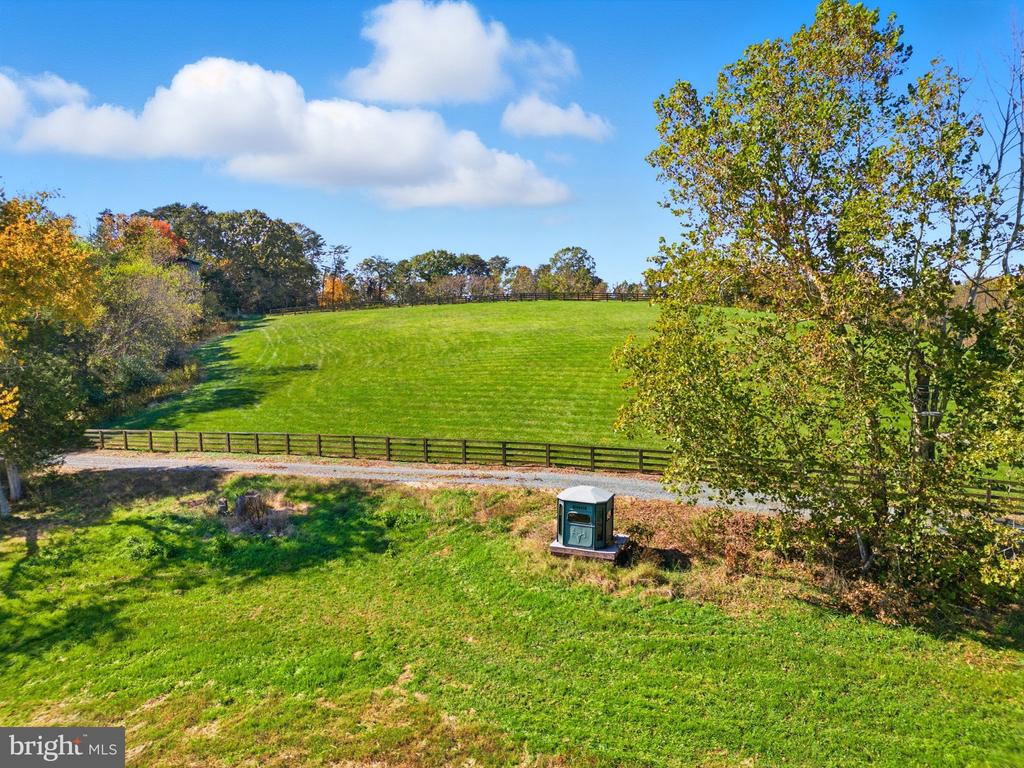 240 STONELEIGH RD, PALMYRA, Virginia 22963, 7 Bedrooms Bedrooms, ,5 BathroomsBathrooms,Residential,14,240 STONELEIGH RD,VAFN2000664 MLS # VAFN2000664