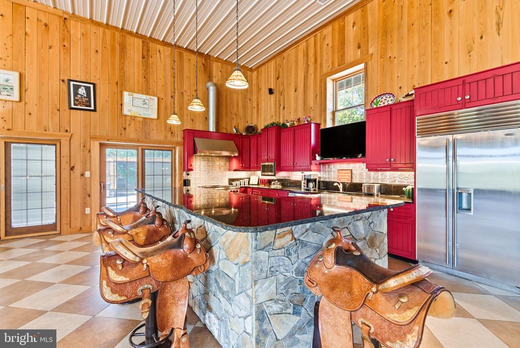 240 STONELEIGH RD, PALMYRA, Virginia 22963, 7 Bedrooms Bedrooms, ,5 BathroomsBathrooms,Residential,14,240 STONELEIGH RD,VAFN2000664 MLS # VAFN2000664