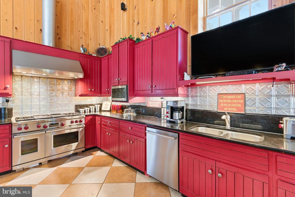 240 STONELEIGH RD, PALMYRA, Virginia 22963, 7 Bedrooms Bedrooms, ,5 BathroomsBathrooms,Residential,14,240 STONELEIGH RD,VAFN2000664 MLS # VAFN2000664