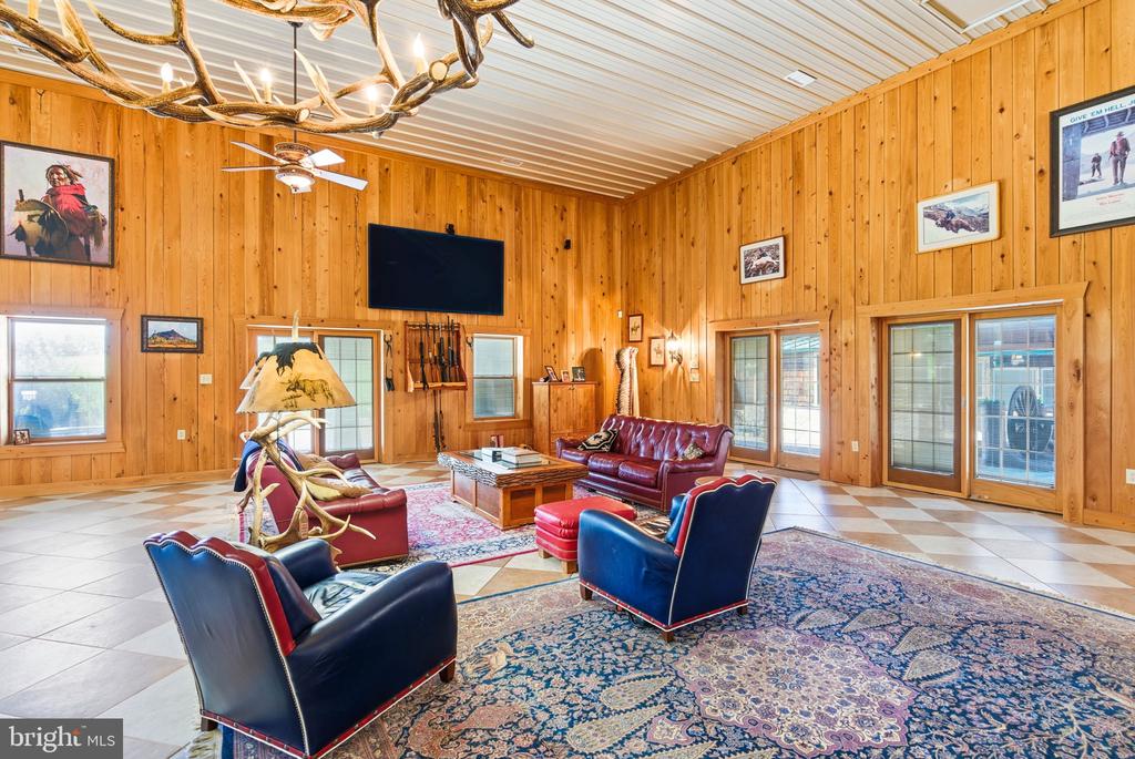 240 STONELEIGH RD, PALMYRA, Virginia 22963, 7 Bedrooms Bedrooms, ,5 BathroomsBathrooms,Residential,14,240 STONELEIGH RD,VAFN2000664 MLS # VAFN2000664