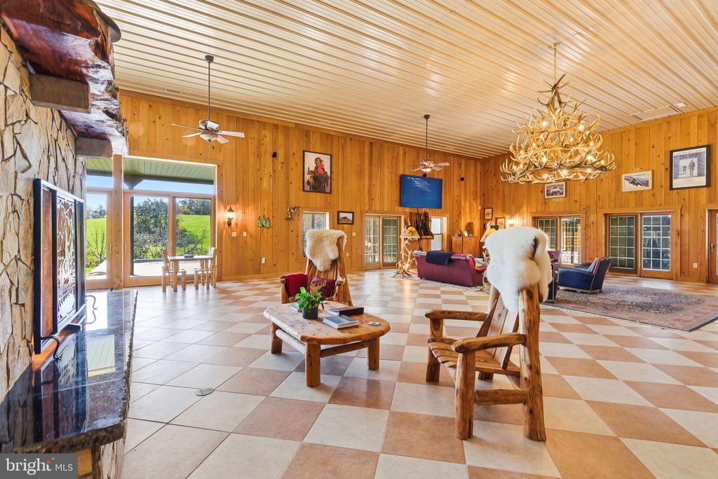 240 STONELEIGH RD, PALMYRA, Virginia 22963, 7 Bedrooms Bedrooms, ,5 BathroomsBathrooms,Residential,14,240 STONELEIGH RD,VAFN2000664 MLS # VAFN2000664