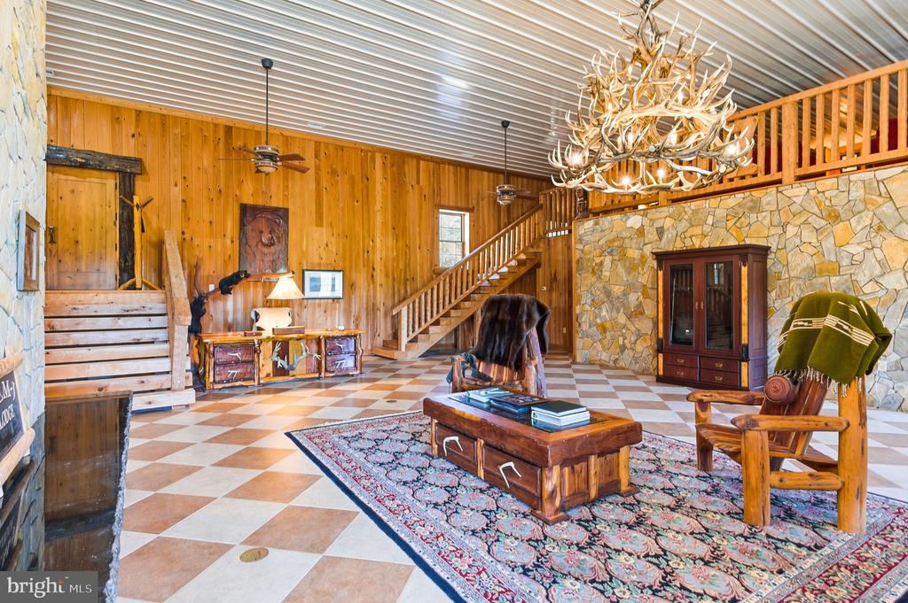 240 STONELEIGH RD, PALMYRA, Virginia 22963, 7 Bedrooms Bedrooms, ,5 BathroomsBathrooms,Residential,14,240 STONELEIGH RD,VAFN2000664 MLS # VAFN2000664