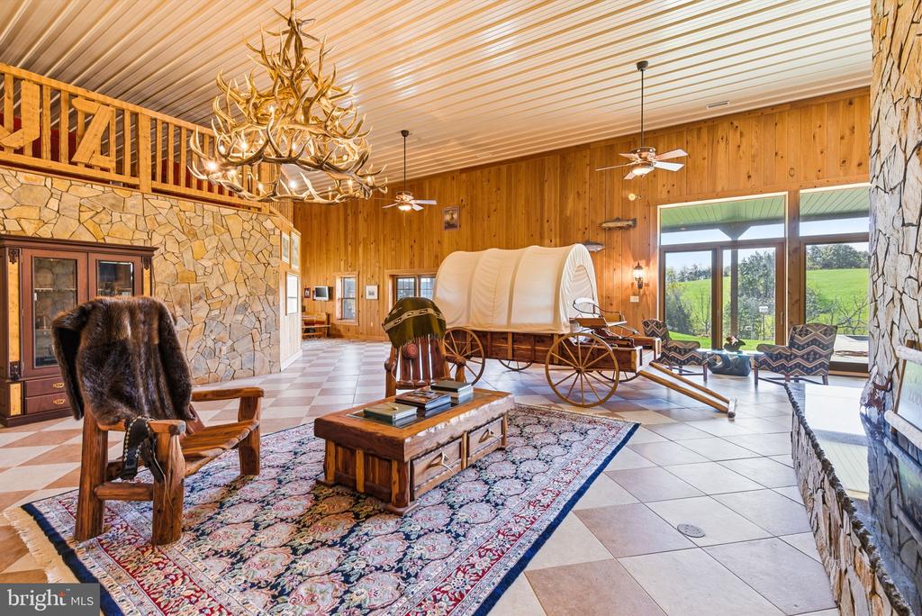 240 STONELEIGH RD, PALMYRA, Virginia 22963, 7 Bedrooms Bedrooms, ,5 BathroomsBathrooms,Residential,14,240 STONELEIGH RD,VAFN2000664 MLS # VAFN2000664