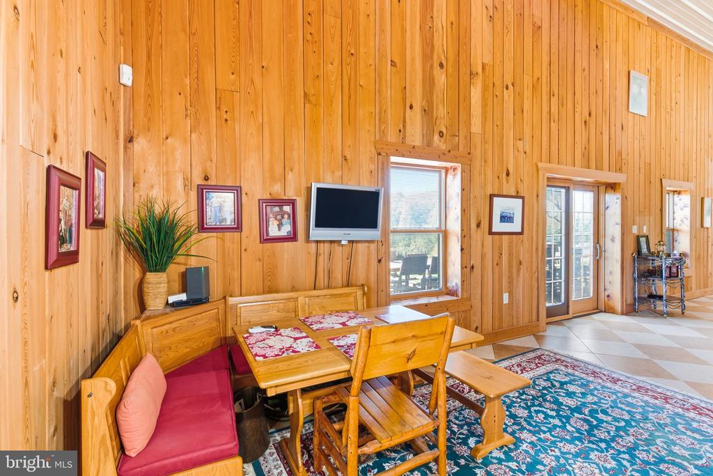 240 STONELEIGH RD, PALMYRA, Virginia 22963, 7 Bedrooms Bedrooms, ,5 BathroomsBathrooms,Residential,14,240 STONELEIGH RD,VAFN2000664 MLS # VAFN2000664