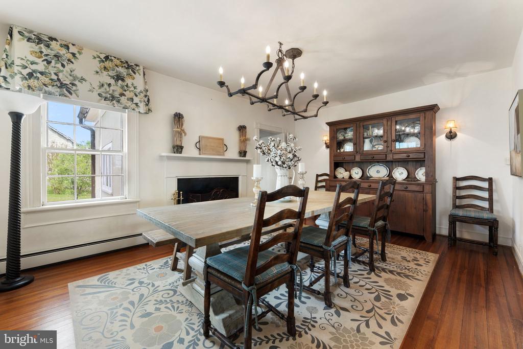 6370 JOHN BARTON PAYNE RD, MARSHALL, Virginia, 3 Bedrooms Bedrooms, ,2 BathroomsBathrooms,Residential,14,6370 JOHN BARTON PAYNE RD,VAFQ2021580 MLS # VAFQ2021580