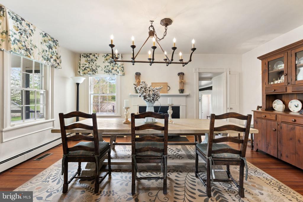 6370 JOHN BARTON PAYNE RD, MARSHALL, Virginia, 3 Bedrooms Bedrooms, ,2 BathroomsBathrooms,Residential,14,6370 JOHN BARTON PAYNE RD,VAFQ2021580 MLS # VAFQ2021580