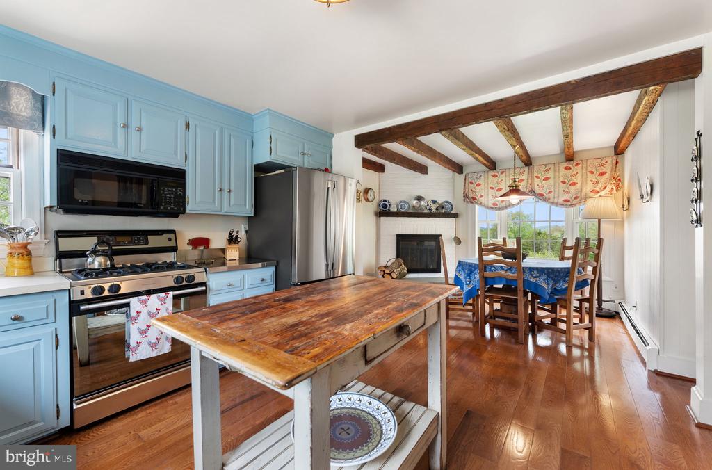 6370 JOHN BARTON PAYNE RD, MARSHALL, Virginia, 3 Bedrooms Bedrooms, ,2 BathroomsBathrooms,Residential,14,6370 JOHN BARTON PAYNE RD,VAFQ2021580 MLS # VAFQ2021580