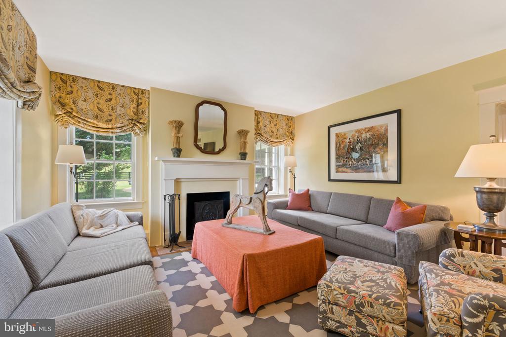 6370 JOHN BARTON PAYNE RD, MARSHALL, Virginia, 3 Bedrooms Bedrooms, ,2 BathroomsBathrooms,Residential,14,6370 JOHN BARTON PAYNE RD,VAFQ2021580 MLS # VAFQ2021580