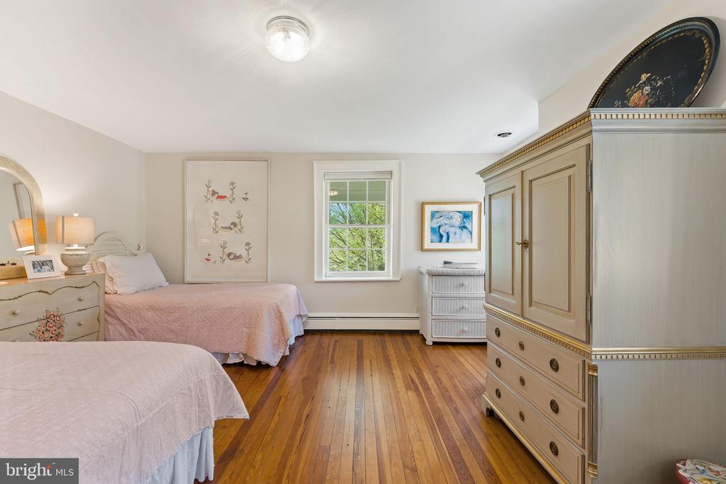 6370 JOHN BARTON PAYNE RD, MARSHALL, Virginia, 3 Bedrooms Bedrooms, ,2 BathroomsBathrooms,Residential,14,6370 JOHN BARTON PAYNE RD,VAFQ2021580 MLS # VAFQ2021580