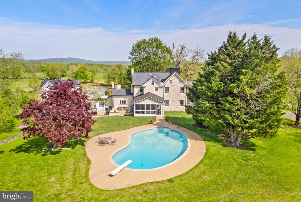 6370 JOHN BARTON PAYNE RD, MARSHALL, Virginia, 3 Bedrooms Bedrooms, ,2 BathroomsBathrooms,Residential,14,6370 JOHN BARTON PAYNE RD,VAFQ2021580 MLS # VAFQ2021580