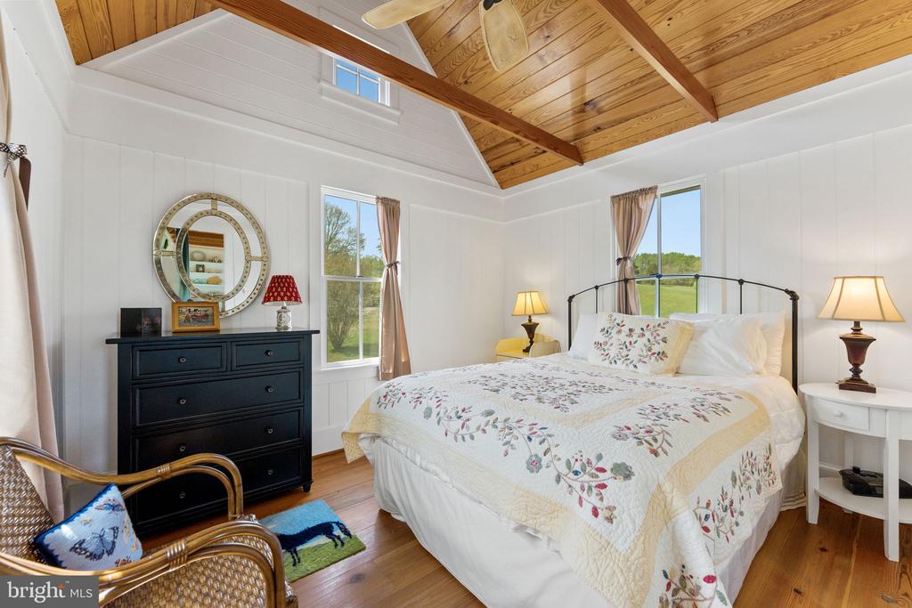 6370 JOHN BARTON PAYNE RD, MARSHALL, Virginia, 3 Bedrooms Bedrooms, ,2 BathroomsBathrooms,Residential,14,6370 JOHN BARTON PAYNE RD,VAFQ2021580 MLS # VAFQ2021580