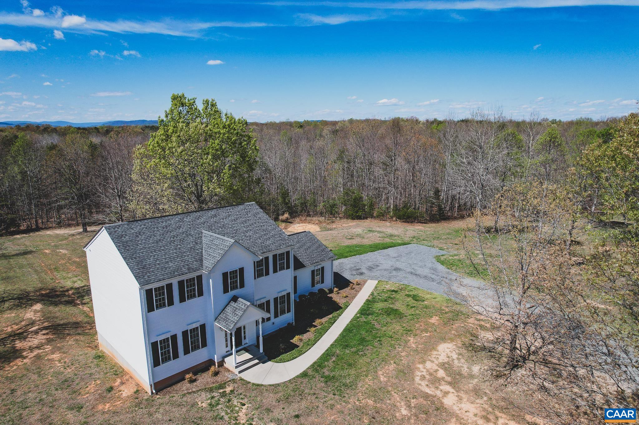 6518 JEFFERSON MILL RD, SCOTTSVILLE, Virginia 24590, 5 Bedrooms Bedrooms, ,3 BathroomsBathrooms,Residential,14,6518 JEFFERSON MILL RD,675957 MLS # 675957