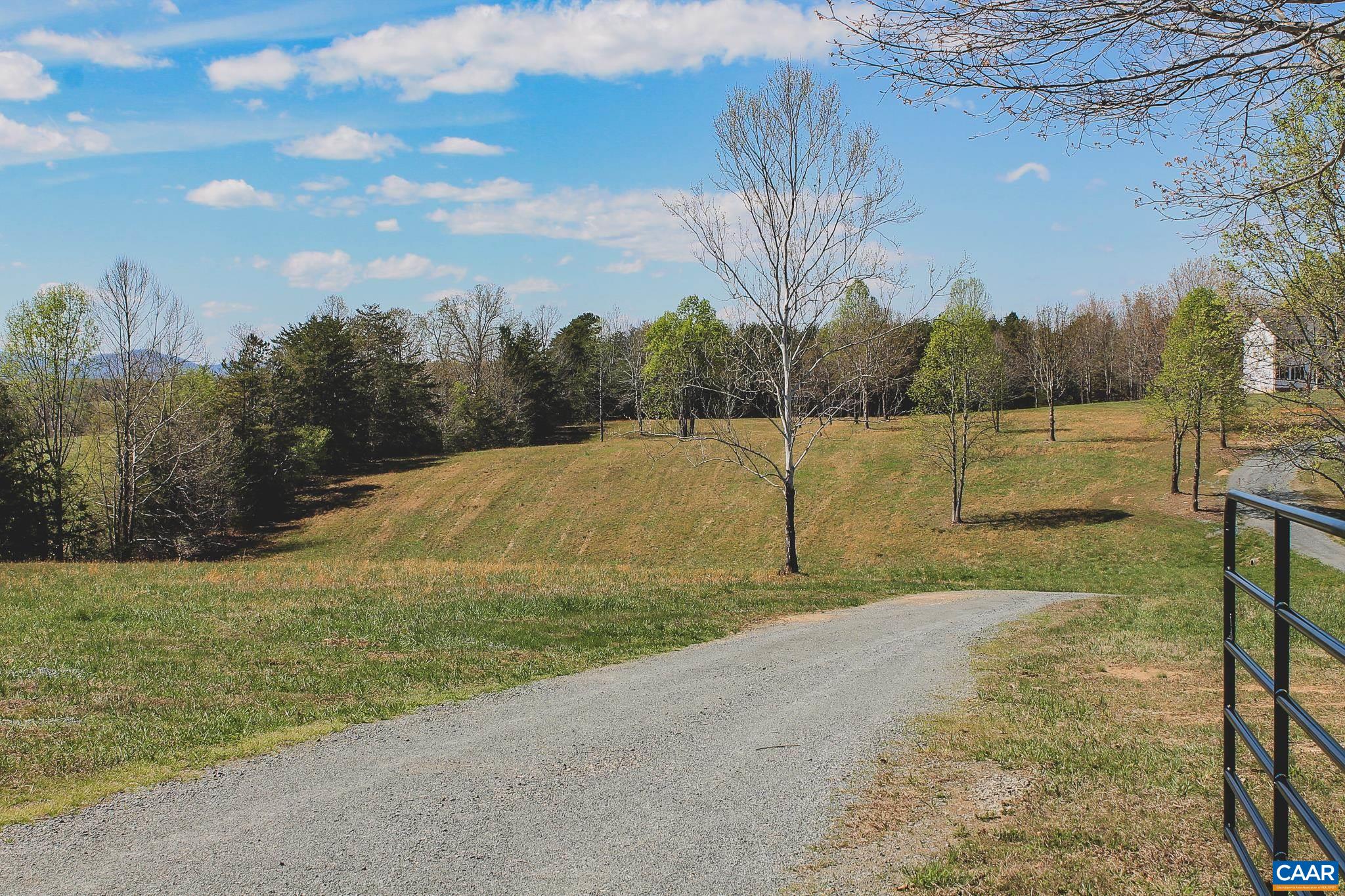 6518 JEFFERSON MILL RD, SCOTTSVILLE, Virginia 24590, 5 Bedrooms Bedrooms, ,3 BathroomsBathrooms,Residential,14,6518 JEFFERSON MILL RD,675957 MLS # 675957