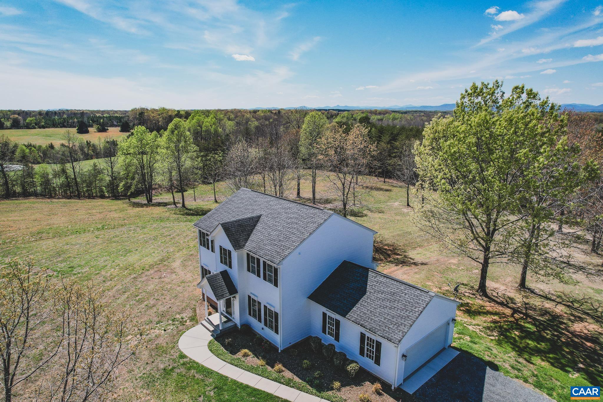 6518 JEFFERSON MILL RD, SCOTTSVILLE, Virginia 24590, 5 Bedrooms Bedrooms, ,3 BathroomsBathrooms,Residential,14,6518 JEFFERSON MILL RD,675957 MLS # 675957