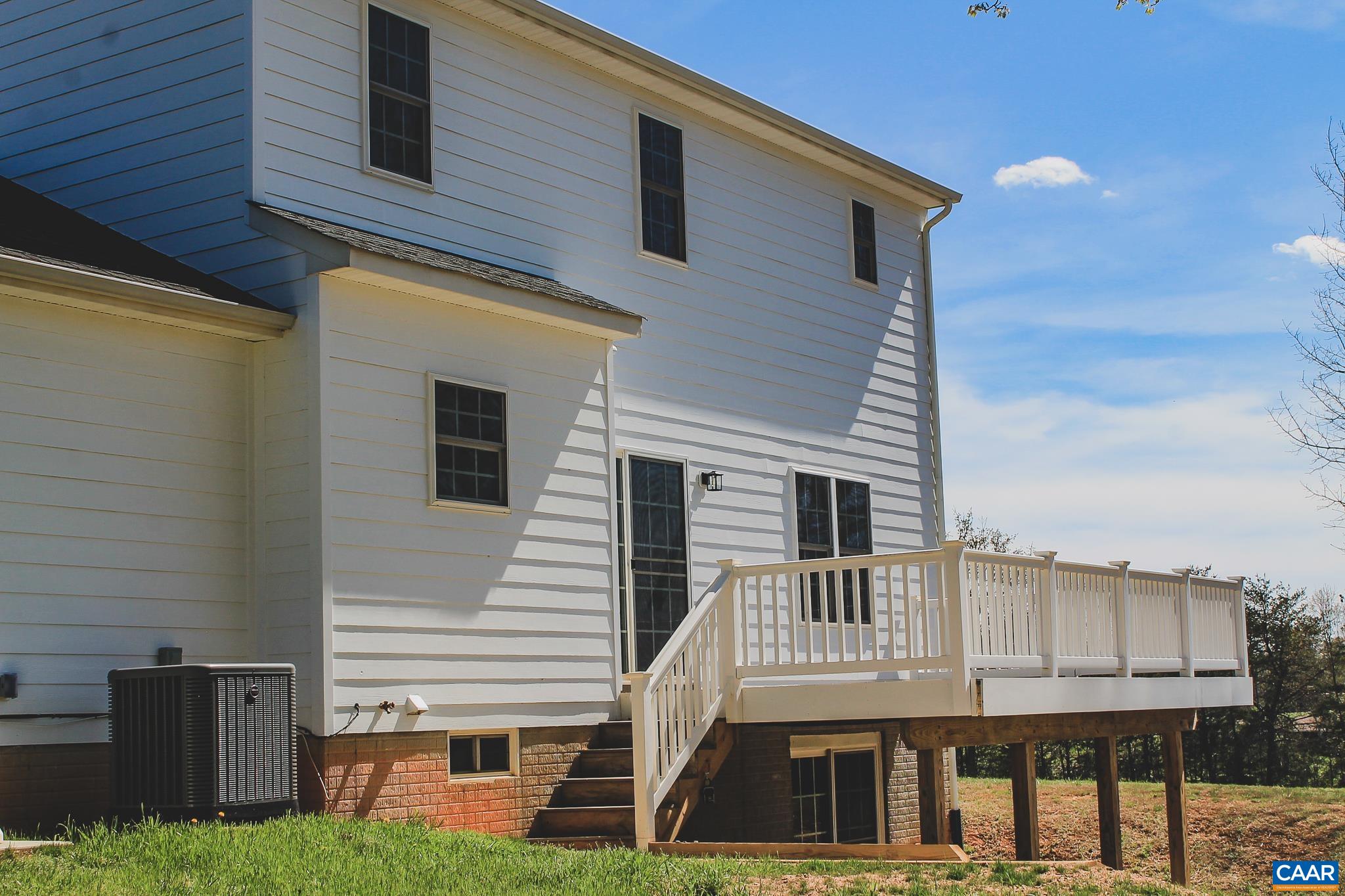 6518 JEFFERSON MILL RD, SCOTTSVILLE, Virginia 24590, 5 Bedrooms Bedrooms, ,3 BathroomsBathrooms,Residential,14,6518 JEFFERSON MILL RD,675957 MLS # 675957